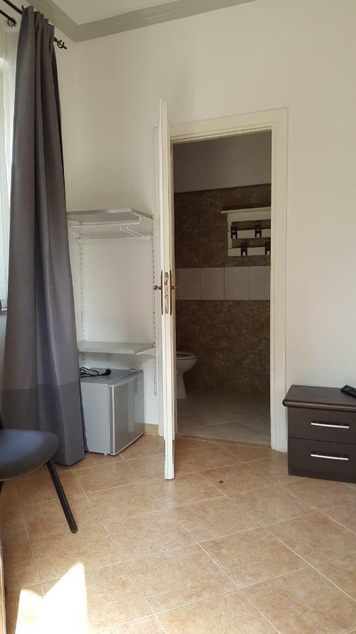 Hotel Borgo Dei Centurione Roma Exterior foto